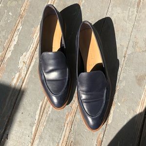 Everlane modern loafers navy blue 6 barely worn